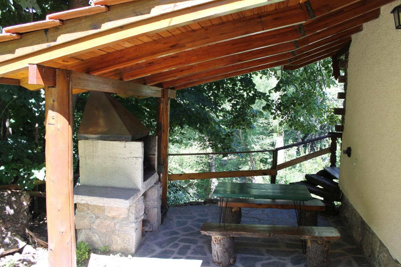 لا كومبريسيتا Villa Del Fiume المظهر الخارجي الصورة